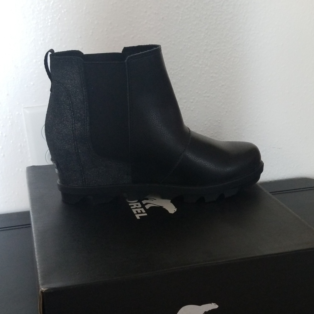 Brand New Sorel Joan of Arctic Wedge II Chelsea